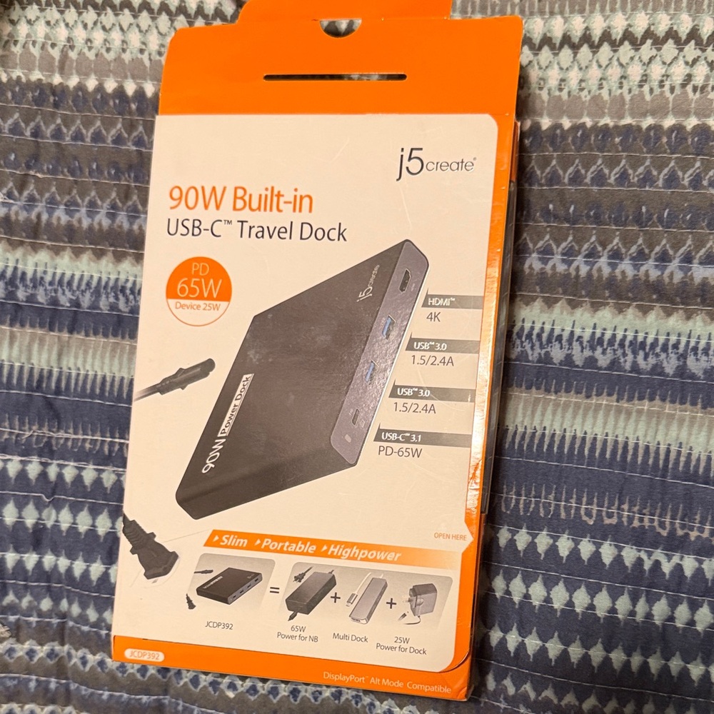 j5create USB-C Travel Docking Station